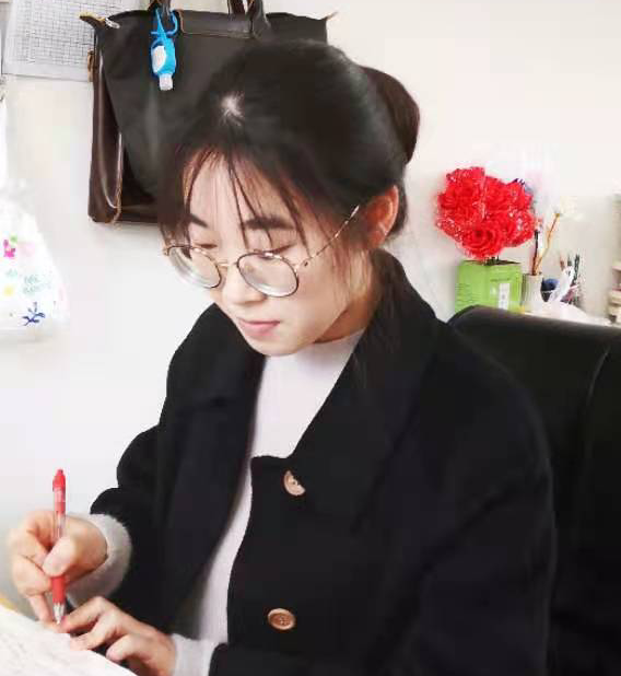 陈莉莉.png 陈莉莉.png
