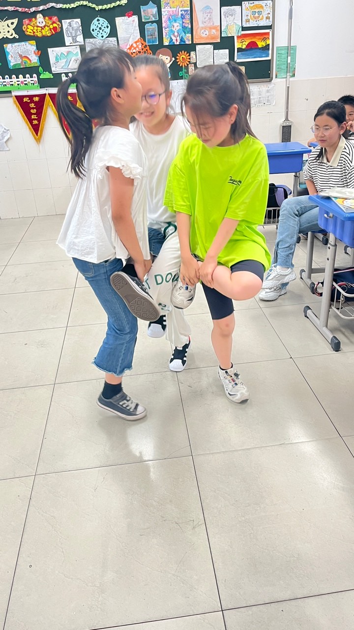 2cc7dd8993a84053b1658dc687bd1849.jpg